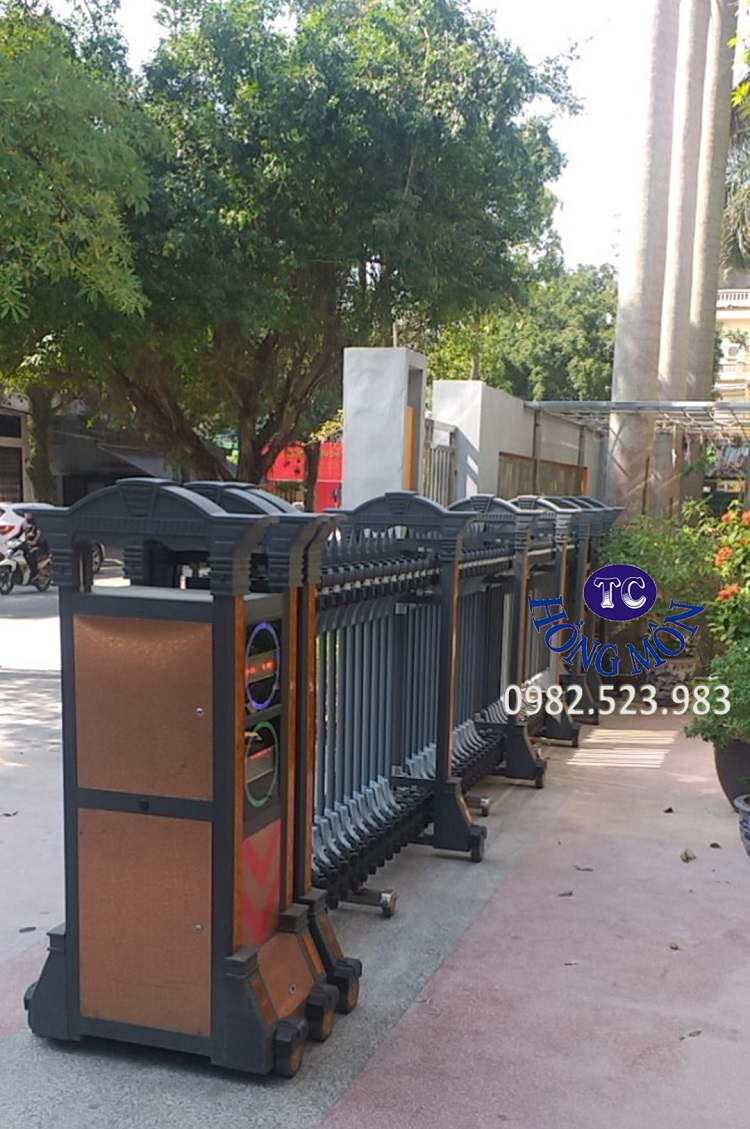 Cổng xếp nhôm nhập khẩu tại Móng Cái Quảng Ninh
