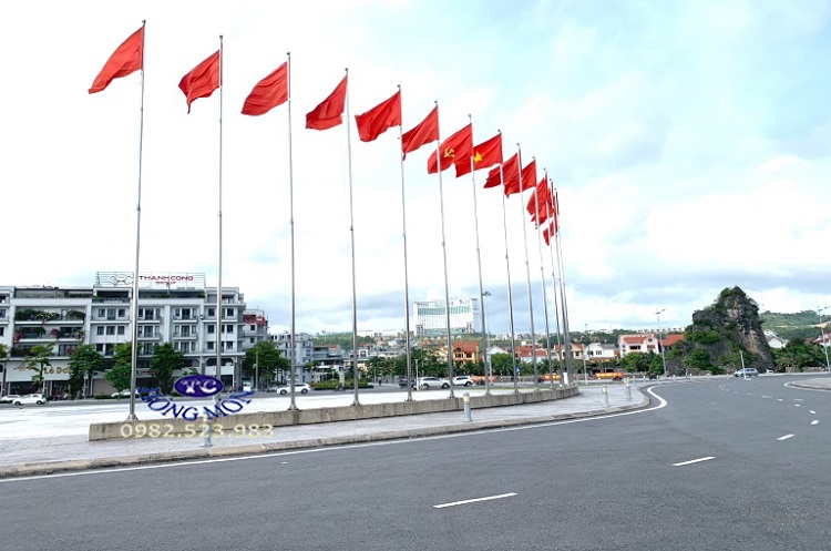cột cờ inox cao 12m