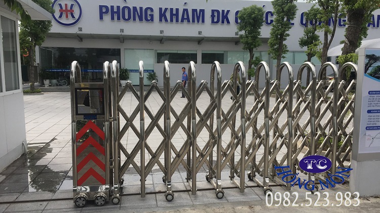 Cổng inox lắp đặt tại bệnh viện QT Tân Thanh- Hải Phòng