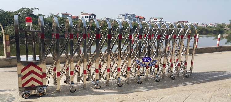 Hình ảnh cổng xếp đẩy mẫu 05