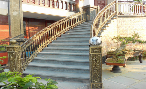 Cầu thang biệt thự nhôm đúc Cầu thang biệt thự
