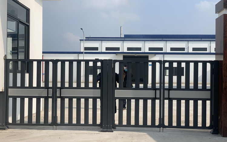 Cổng sắt đẹp đơn giản