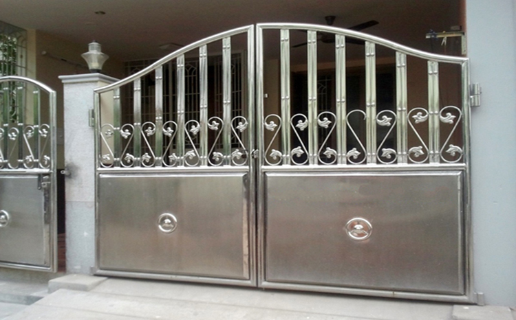 Cửa cổng inox 2 cánh