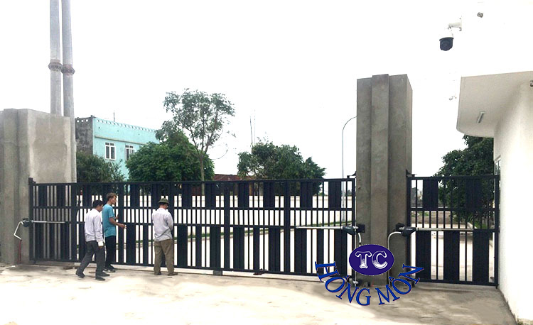 Lắp đặt cổng tự động