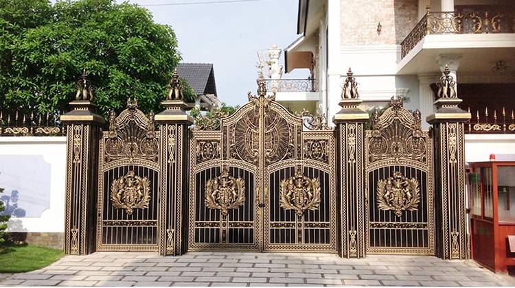 Mẫu cổng nhà cổ